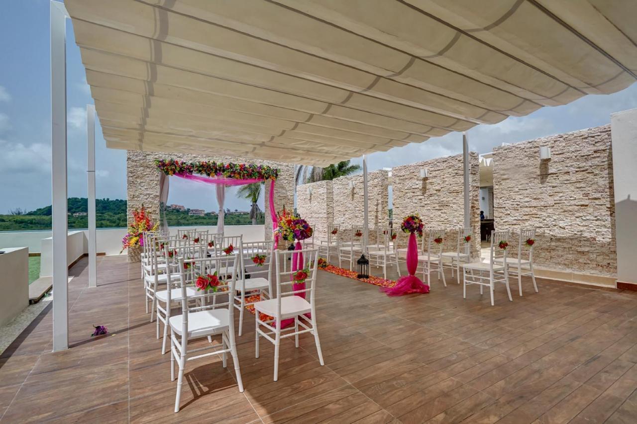 Royalton Antigua, An Autograph Collection All-Inclusive Resort Five Islands Village Εξωτερικό φωτογραφία